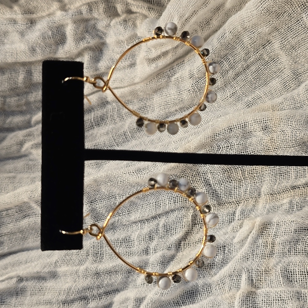 Howlite Drop Earrings
